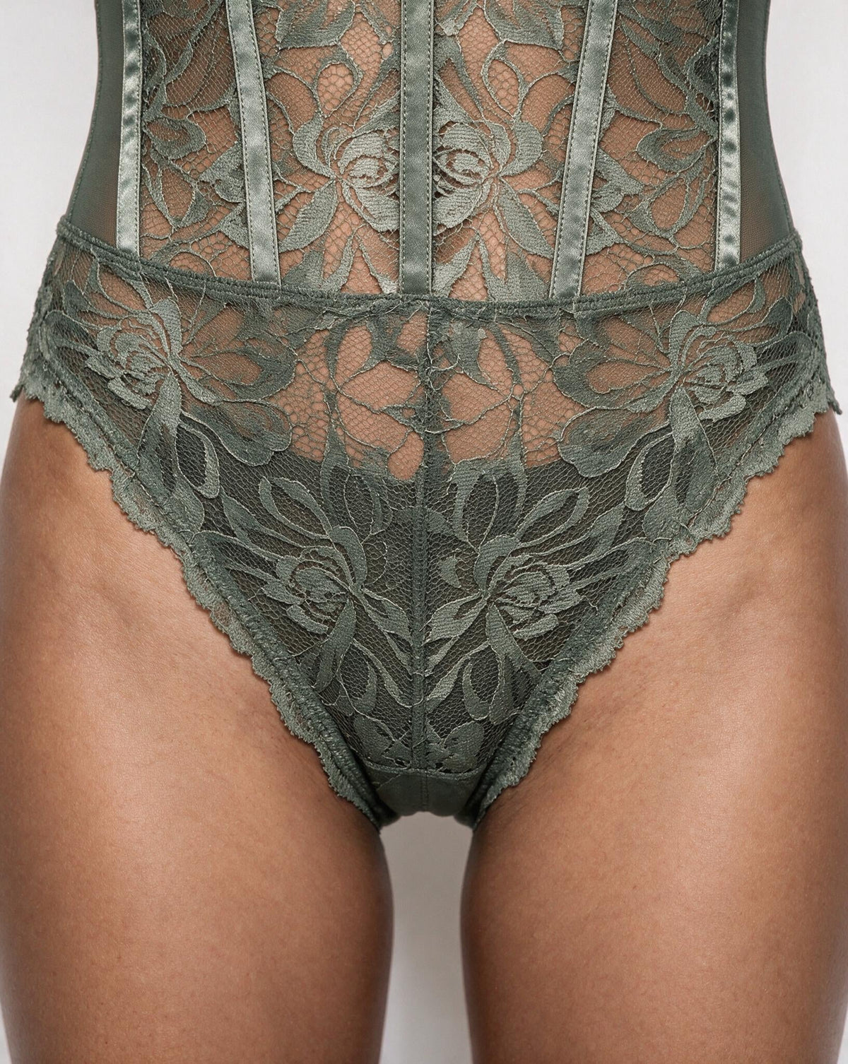 Lace Corset Bodysuit With Underwired Cups