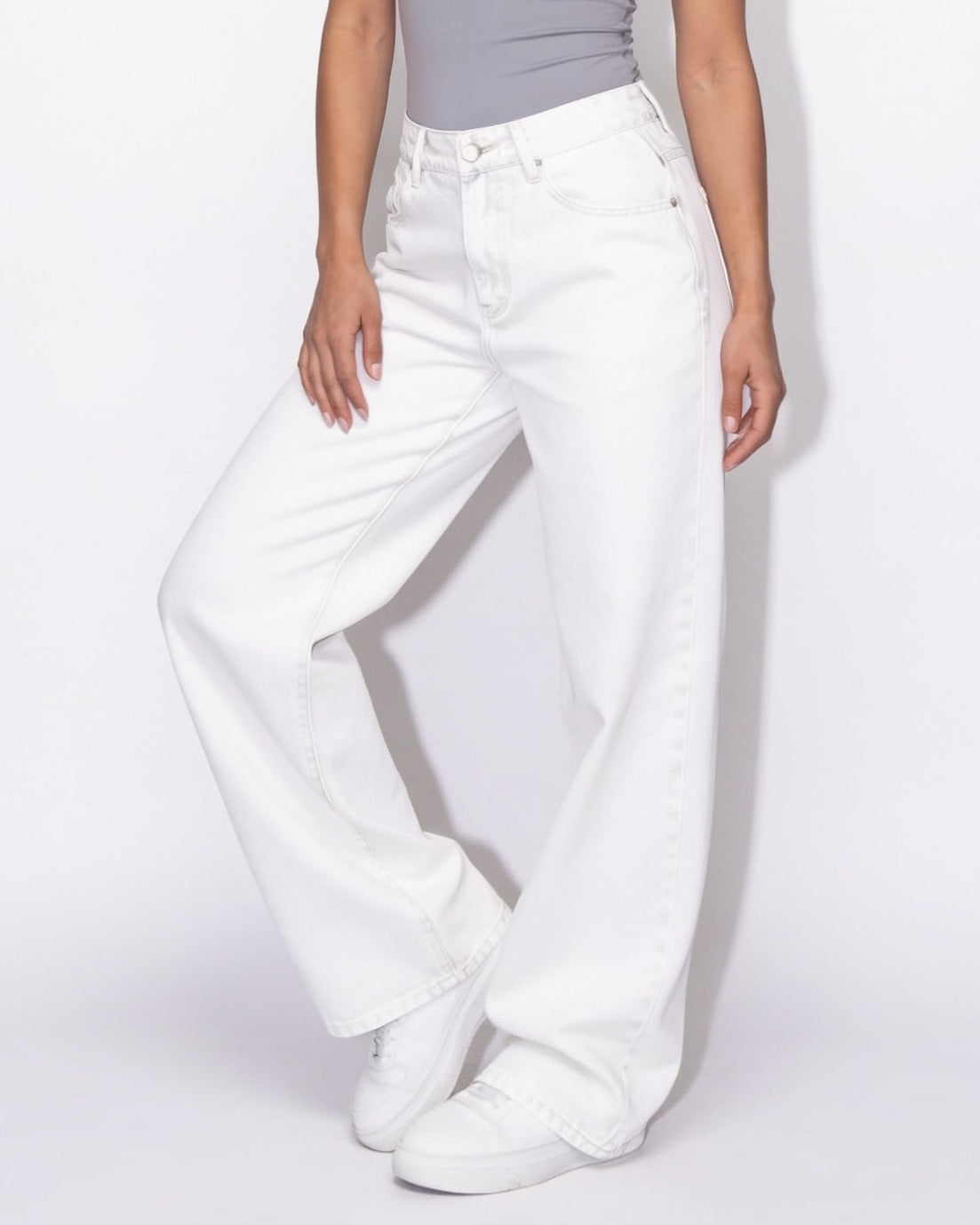 Baggy Wide-Leg Cotton Jeans