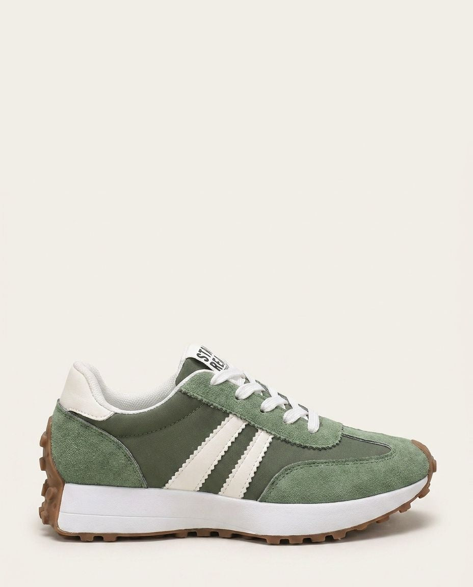 Low-Top Lace-Up Contrast Stripe Trainers