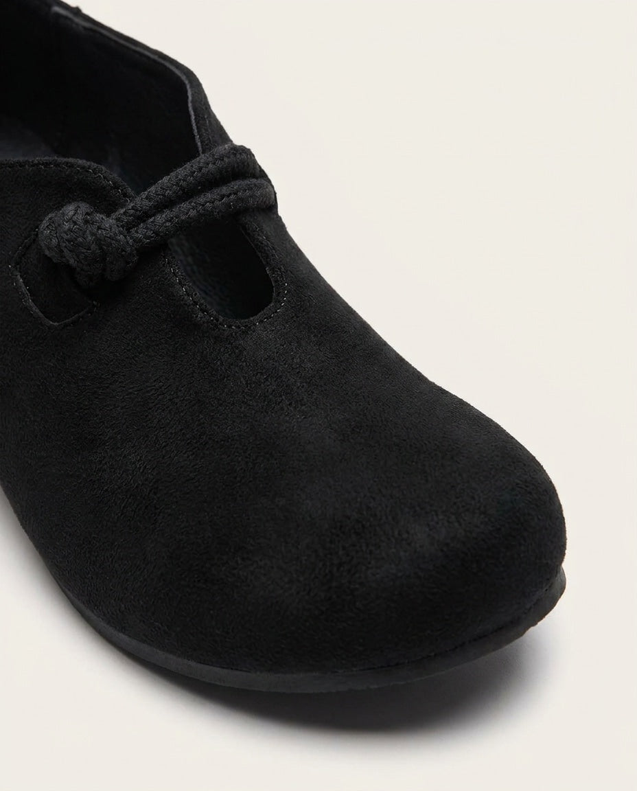 Knotted Lace Round Toe Flats